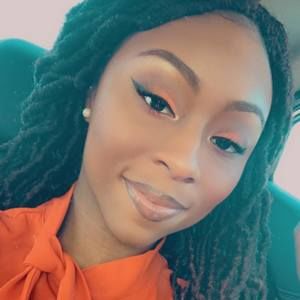 Meet your Posher, Brielle